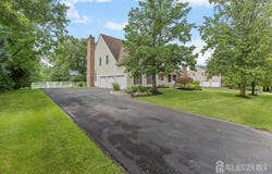 7 Camas Court, Plainsboro, NJ 08536