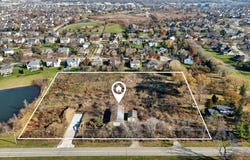 Prairie Grove Drive, Geneva, IL 60134