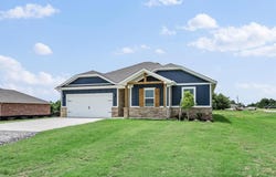 5131 Grassland Drive, Guthrie, OK 73044