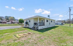13 Depot Street, Clyde, NC 28721