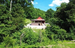 3056 Smith Grove Road, Burkesville, KY 42717