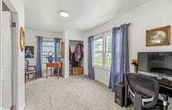 1416 Clinton Avenue, Des Moines, IA 50313
