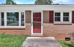704 W Grady Street, Seneca, SC 29678