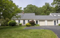 3 Cape Woods Drive, Cape Elizabeth, ME 04107