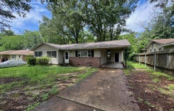 151 Queen Joanna Lane, Jackson, MS 39209