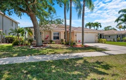 5349 Oakmont Village Circle, Lake Worth, FL 33463