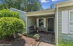 7 Plymouth Drive, Howell, NJ 07731