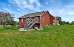 6533 12th Rd, Douglass, KS 67039