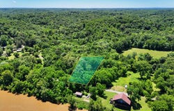 948 Sauger Drive, Charlotte, TN 37036