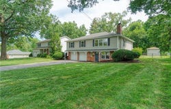 6407 W 83rd Street, Overland Park, KS 66204
