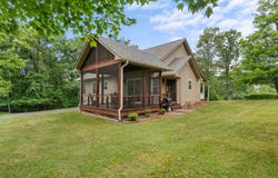 271 Laurel Dr, Fancy Gap, VA 24328