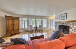 310 W Broadway, Suttons Bay, MI 49682