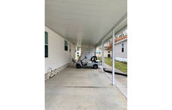 5806 Naples Dr, Zephyrhills, FL 33540