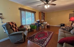 305 N Race St, Wayne City, IL 62895