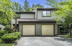 35 Laurie Court, Matawan, NJ 07747