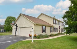 N53w15196 Glenmeadow Ct, Menomonee Falls, WI 53051