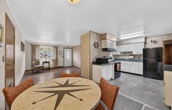 2912 S Walnut Street Pike, Bloomington, IN 47401-8404