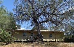 220 N Hartman, Falfurrias, TX 78355