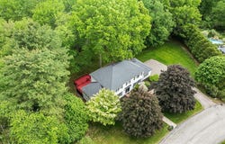 4 Skyview Dr, Walpole, MA 02081
