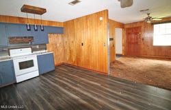 127 Woodland Drive, Lucedale, MS 39452