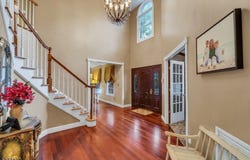 136 Tappan Rd, Norwood Boro, NJ 07648-1724