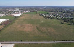 Commerce Road, Marshfield, MO 65706