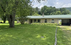 225 Spring St, Spring City, TN 37381