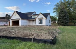 5518 Leafwood, Commerce Twp, MI 48382