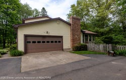 12465 Forest Meadow Drive, Perry, MI 48872