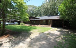 6137 River Road, Washington, NC 27889