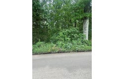 Lamb  RD, Alma, AR 72921