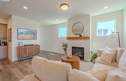 7013 N MADISON CIR, Ridgefield, WA 98642