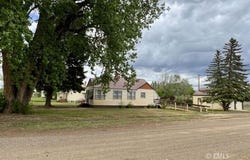 416 S Washington Ave, Terry, MT 59349