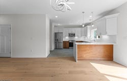 817 Spruce St, Roselle Boro, NJ 07203