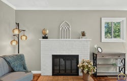 811 SW Randolph AVE, Topeka, KS 66606