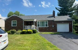 332 E Maitland Lane, Neshannock Twp, PA 16105