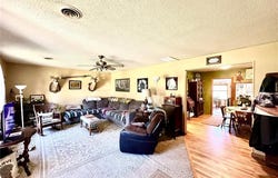 34 Kathryn Drive, St James, MO 65559