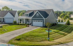 8 Mount Jean S, Irvington, VA 22480