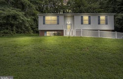 396 WHITESIDE Avenue, HIGHSPIRE, PA 17034