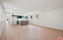 1354 E 108th St, Los Angeles, CA 90059