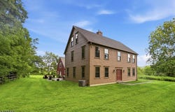 508 Maple Ln, Allamuchy Twp., NJ 07821-2326