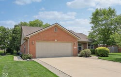 3571 S Cedar Creek Lane, New Palestine, IN 46163