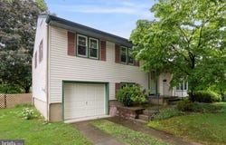 136 RIDGE CIRCLE, CHERRY HILL, NJ 08002