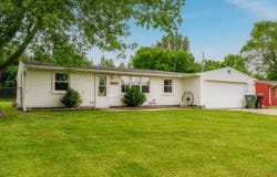 10427 Caddy Ln, Caledonia, WI 53108