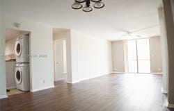 733 SE 1st Way, Deerfield Beach, FL 33441