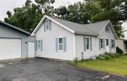 215530 North Shore Drive, Hatley, WI 54440