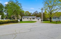 13 Mark Trail, Groton, CT 06340