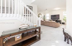 10572 W 35th Way, Hialeah, FL 33018