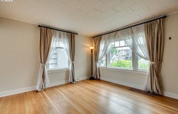 200 COLUMBIA ST, Cathlamet, WA 98612