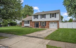 98 KNOLLWOOD DRIVE, CHERRY HILL, NJ 08002